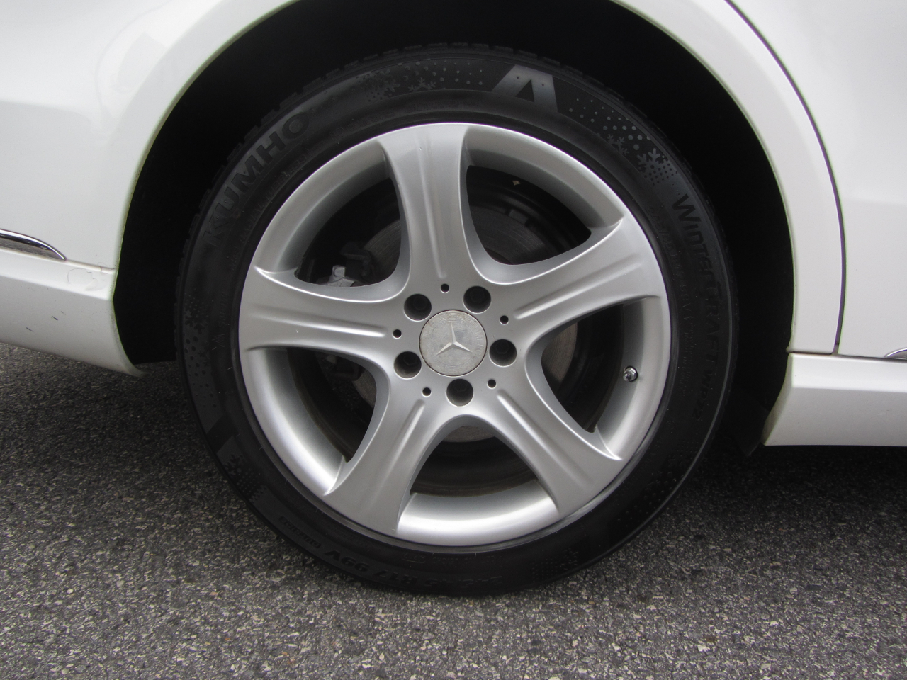 Mercedes-Benz E-Class 4dr Sdn E 350 Sport RWD 2014 Mercedes-Benz E-Class 4dr Sdn E 350 Sport RWD 2014