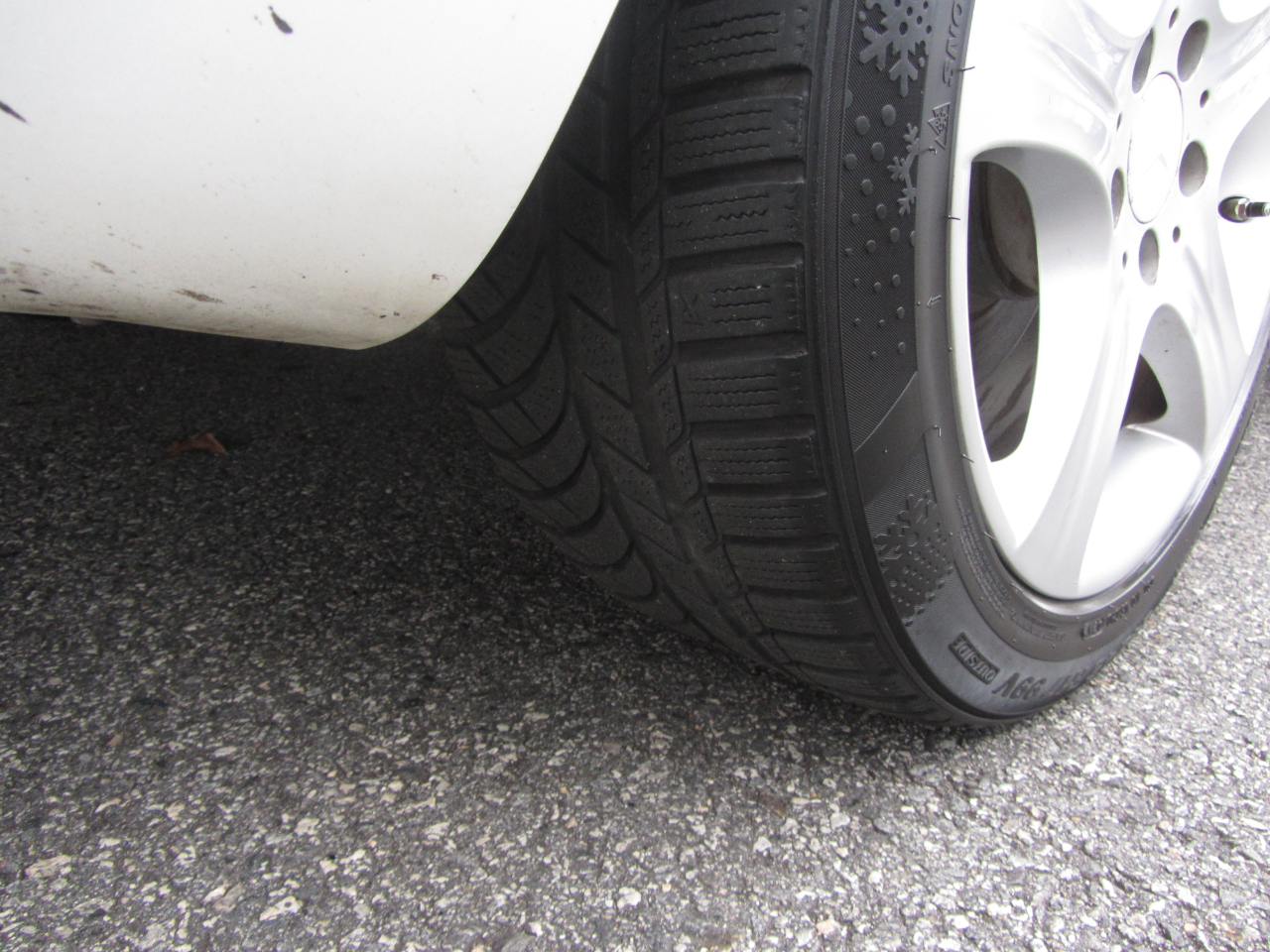 Mercedes-Benz E-Class 4dr Sdn E 350 Sport RWD 2014 Mercedes-Benz E-Class 4dr Sdn E 350 Sport RWD 2014