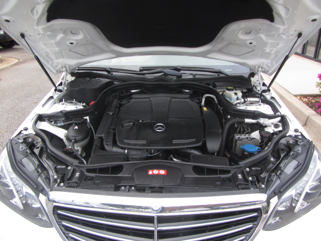 Mercedes-Benz E-Class 4dr Sdn E 350 Sport RWD 2014 Mercedes-Benz E-Class 4dr Sdn E 350 Sport RWD 2014