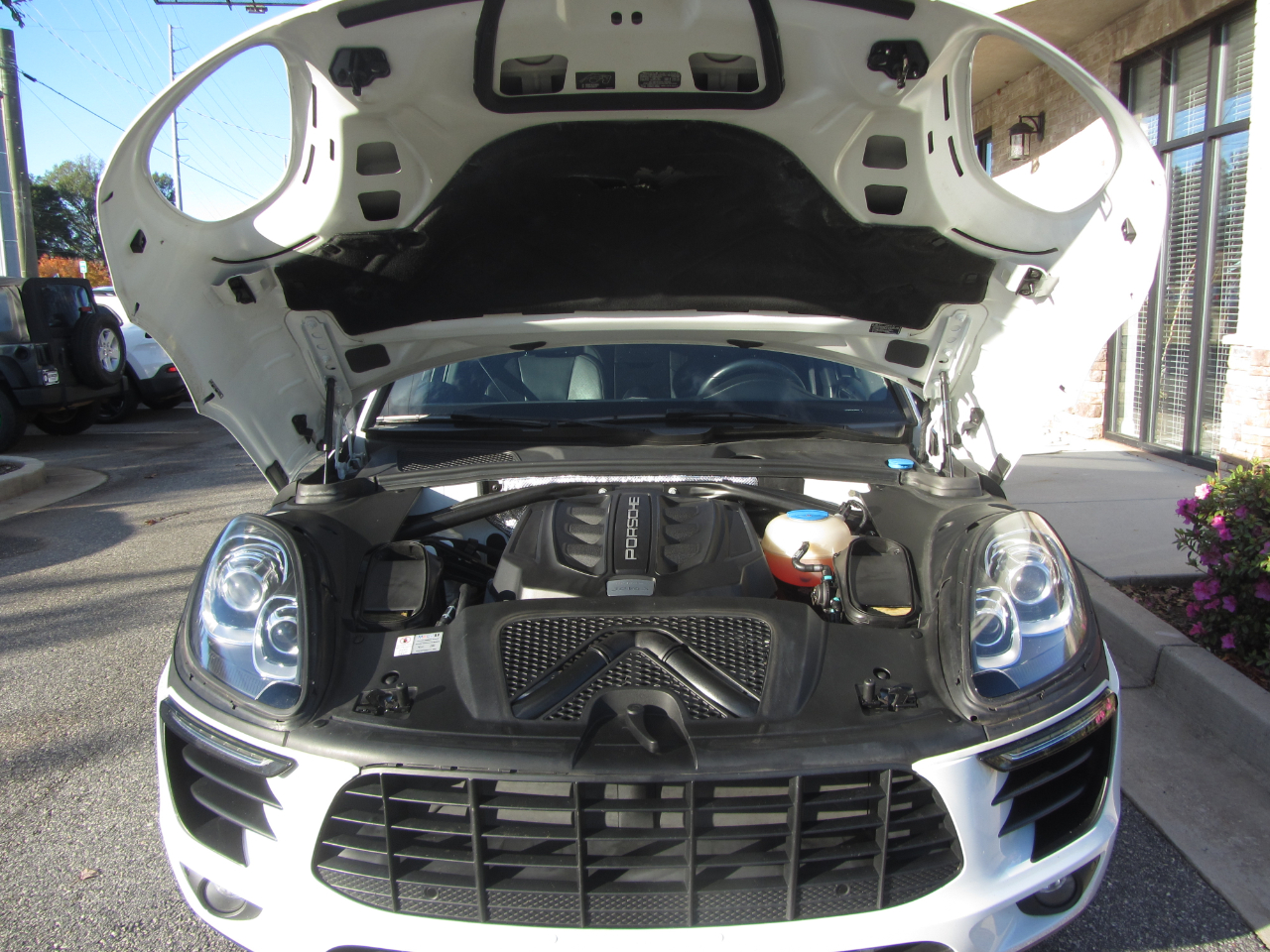 Porsche Macan AWD 4dr S 2015 Porsche Macan AWD 4dr S 2015