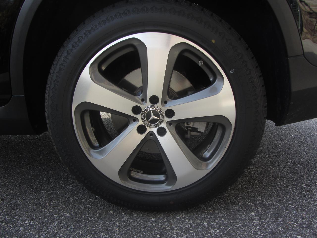 Mercedes-Benz GLC GLC 300 SUV 2019