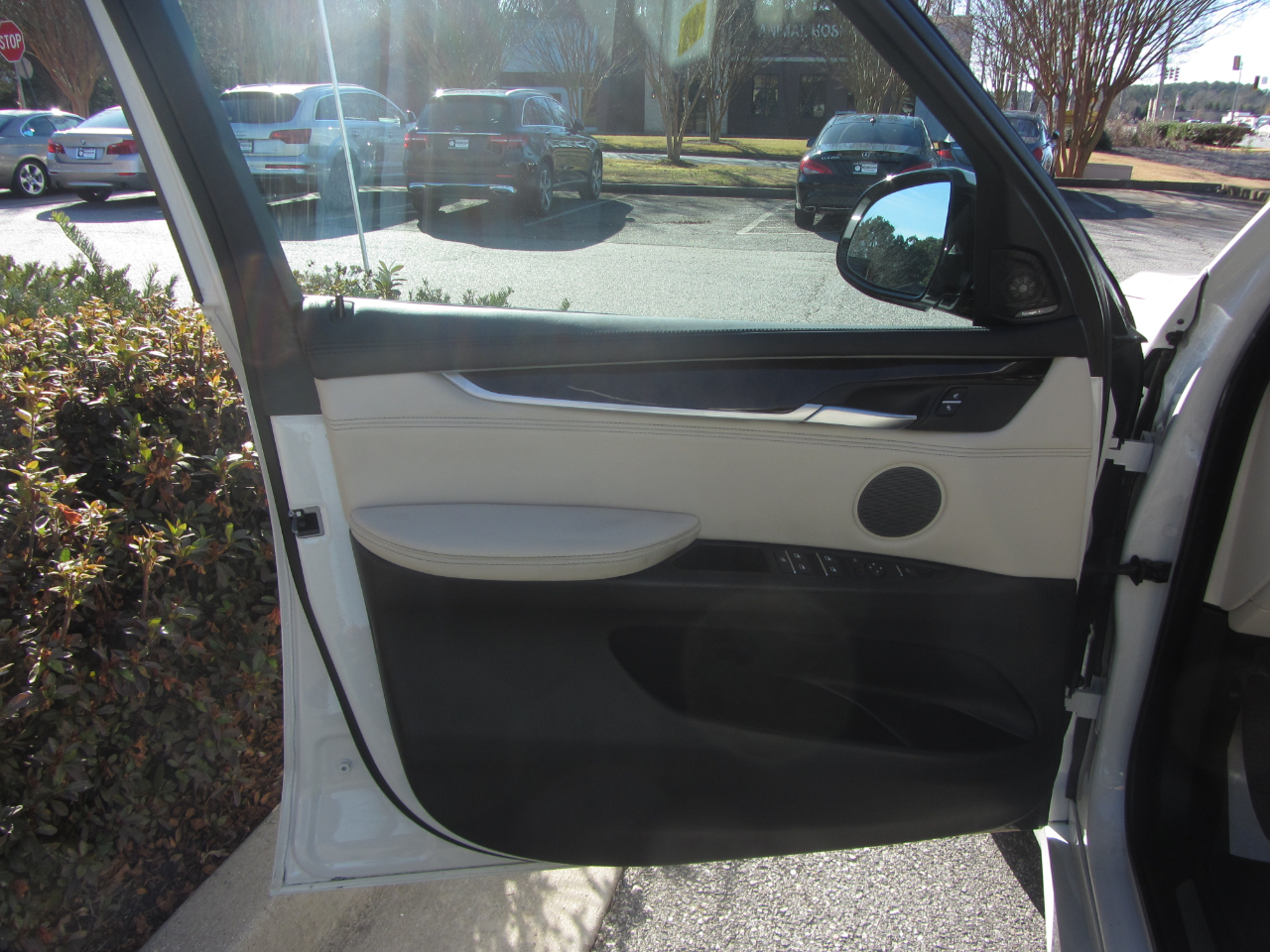 BMW X5 xDrive50i Sports Activity Vehicle 2017