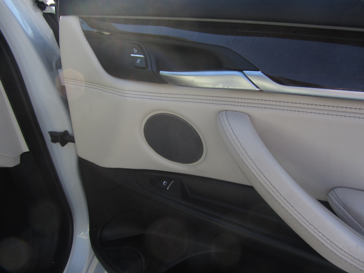 BMW X5 xDrive50i Sports Activity Vehicle 2017