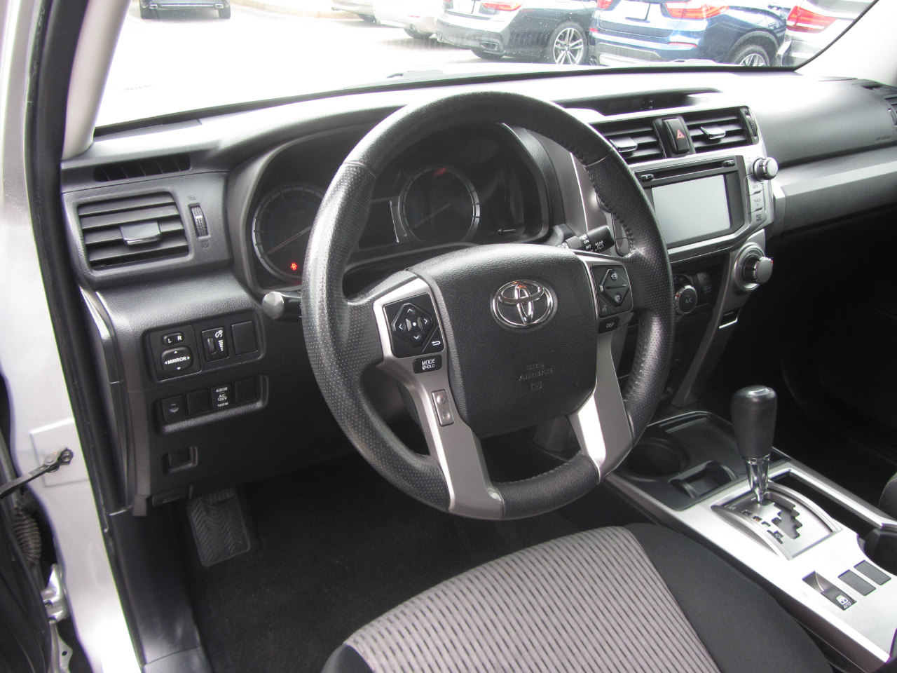 Toyota 4Runner SR5 Premium 2WD (Natl) 2018