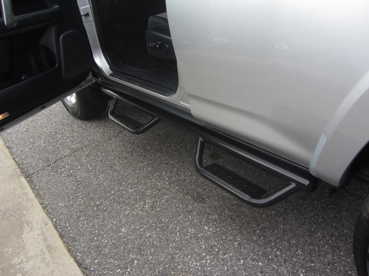 Toyota 4Runner SR5 Premium 2WD (Natl) 2018