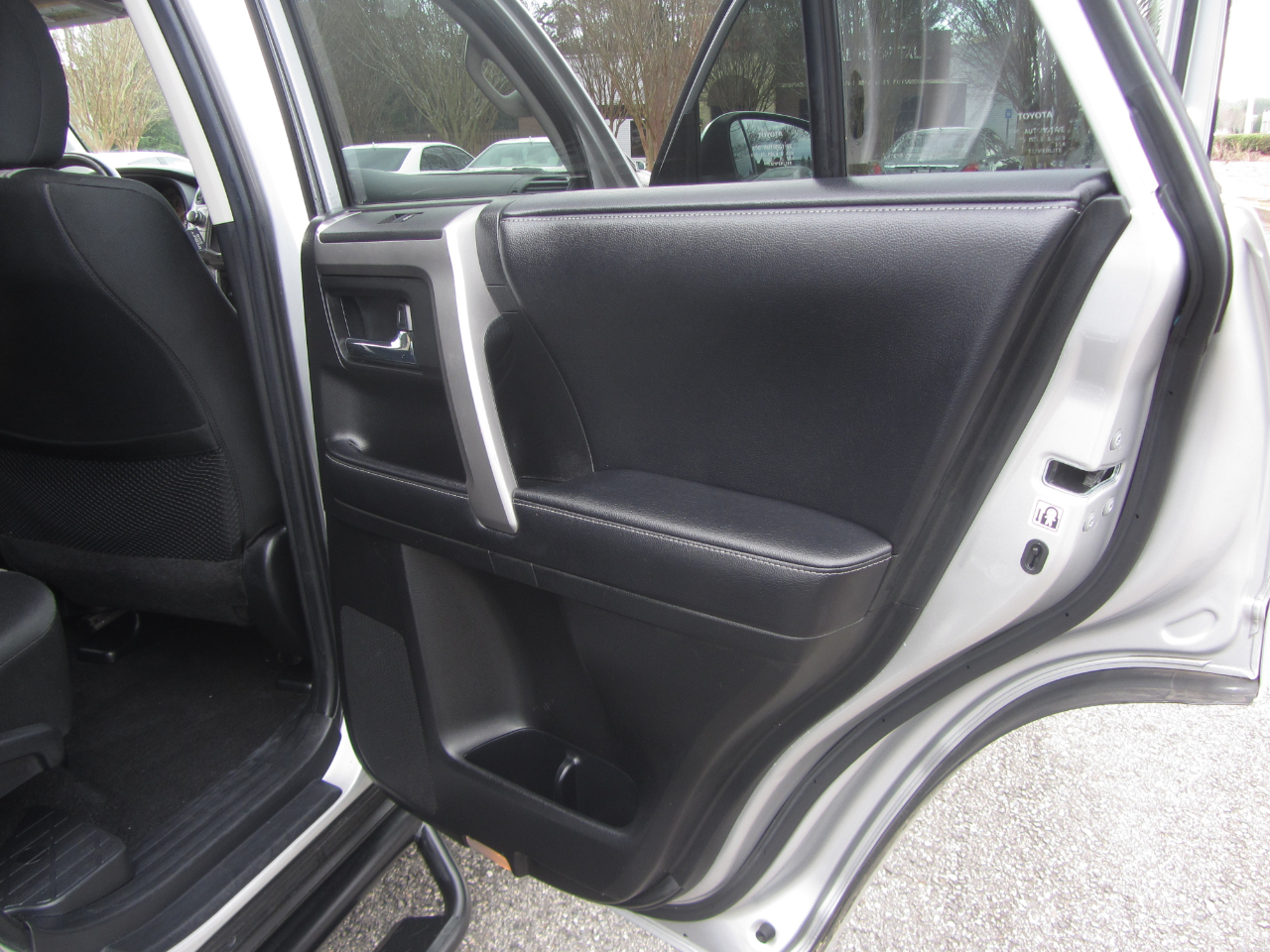 Toyota 4Runner SR5 Premium 2WD (Natl) 2018