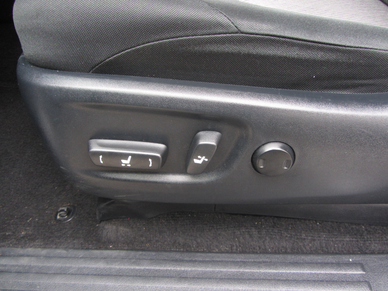 Toyota 4Runner SR5 Premium 2WD (Natl) 2018