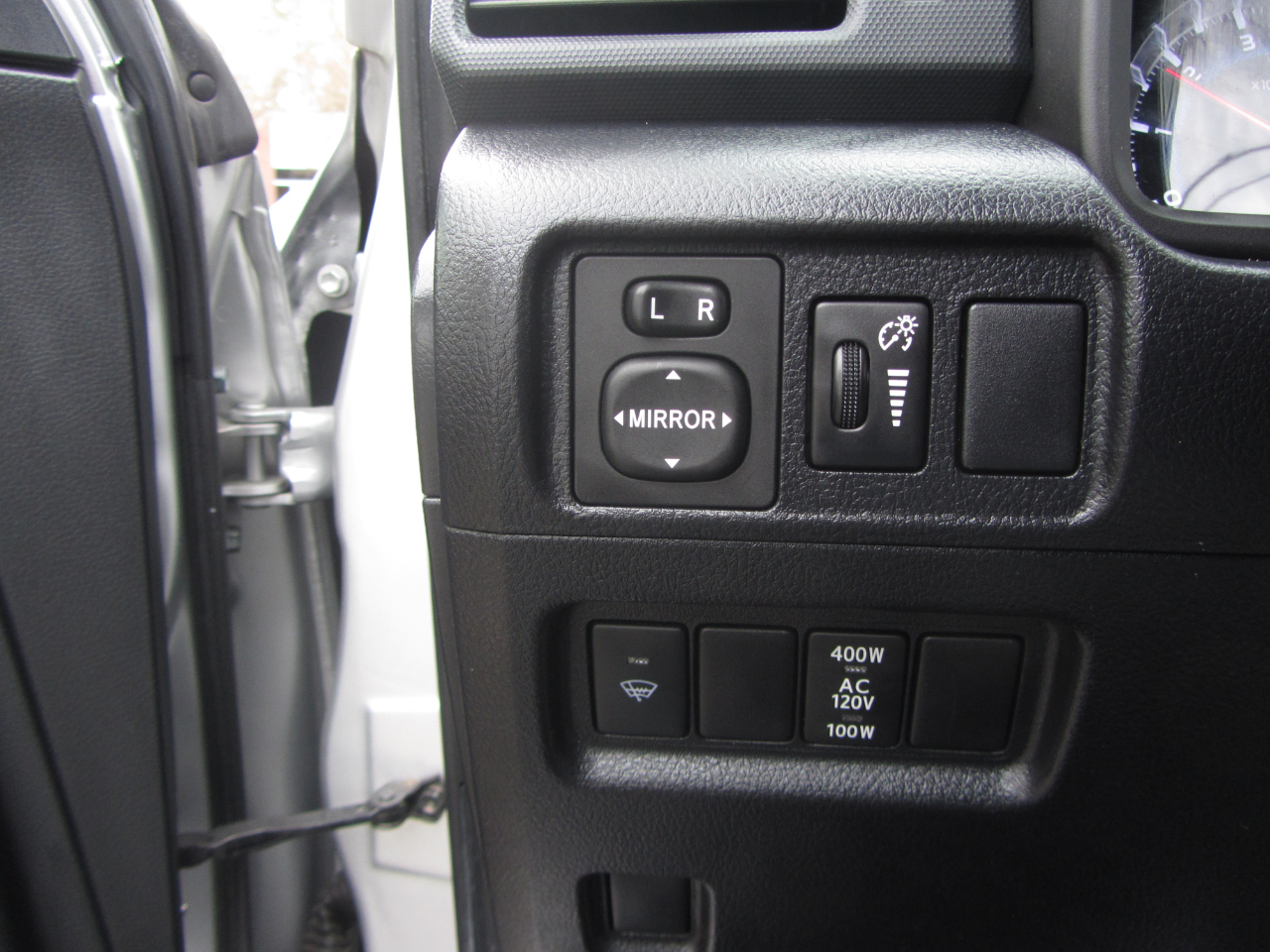 Toyota 4Runner SR5 Premium 2WD (Natl) 2018