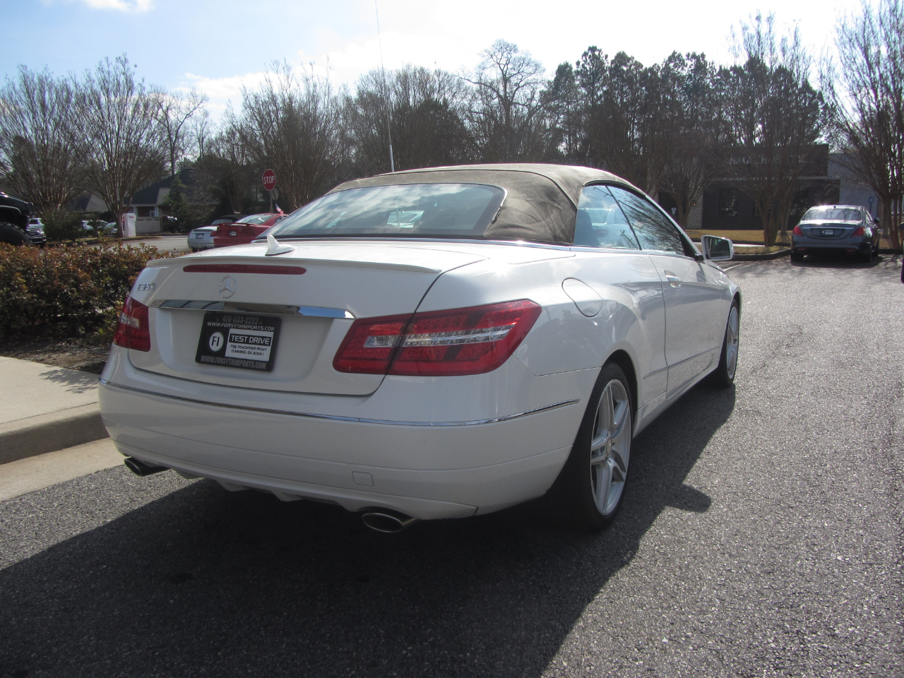 Mercedes-Benz E-Class 2dr Cabriolet E 350 RWD 2011