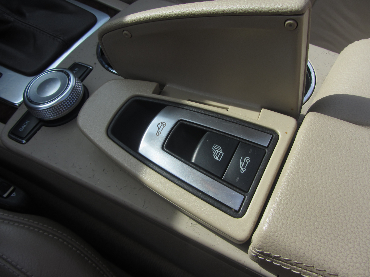 Mercedes-Benz E-Class 2dr Cabriolet E 350 RWD 2011