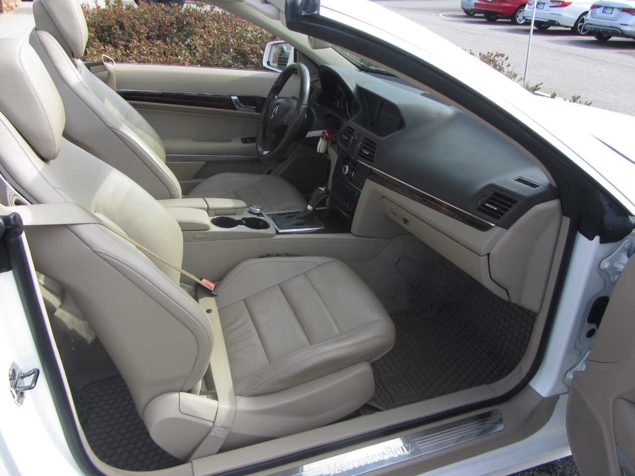 Mercedes-Benz E-Class 2dr Cabriolet E 350 RWD 2011