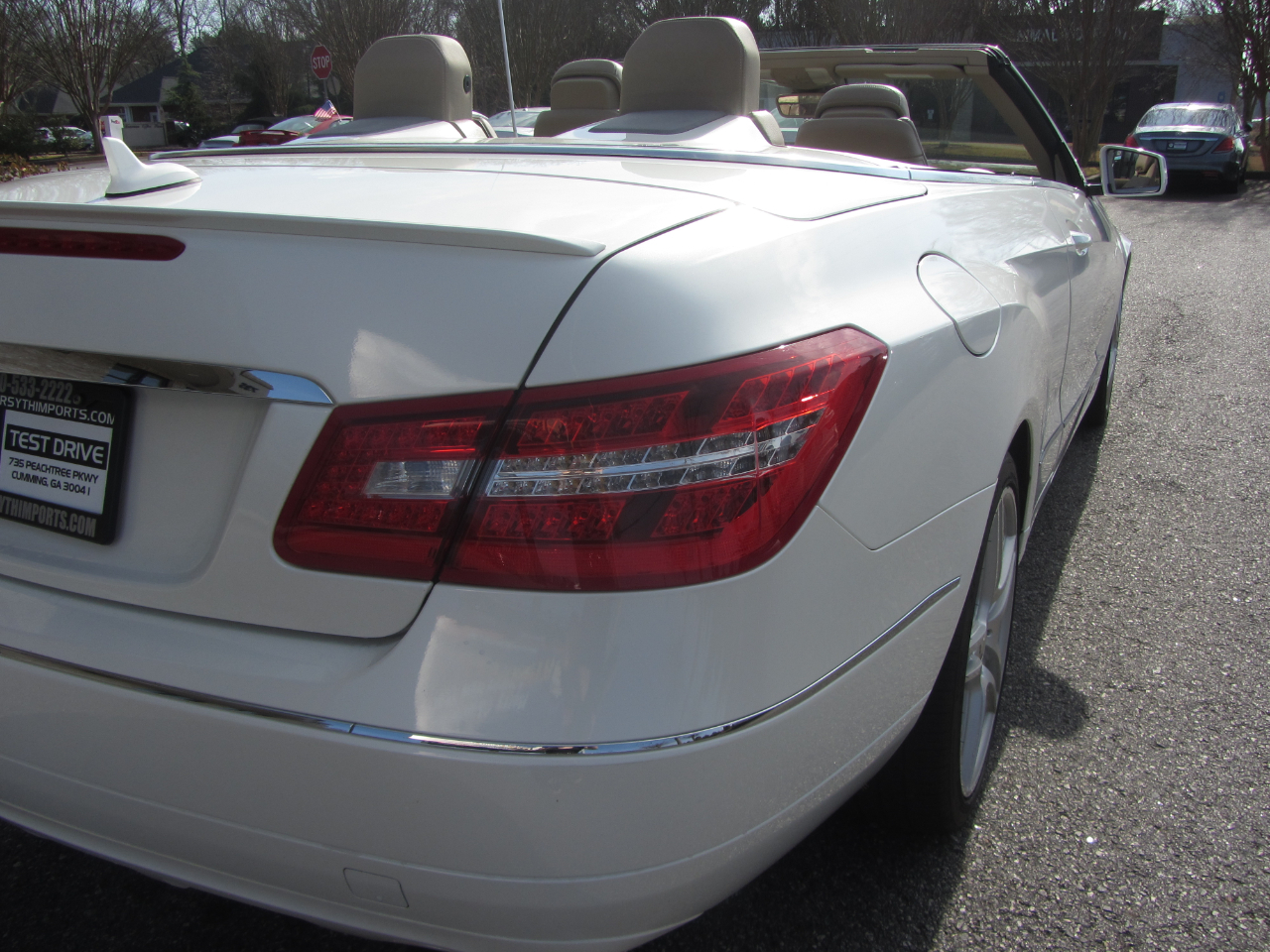 Mercedes-Benz E-Class 2dr Cabriolet E 350 RWD 2011