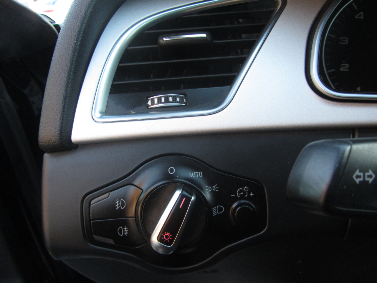 Audi A5 2dr Cabriolet Auto Premium 2016