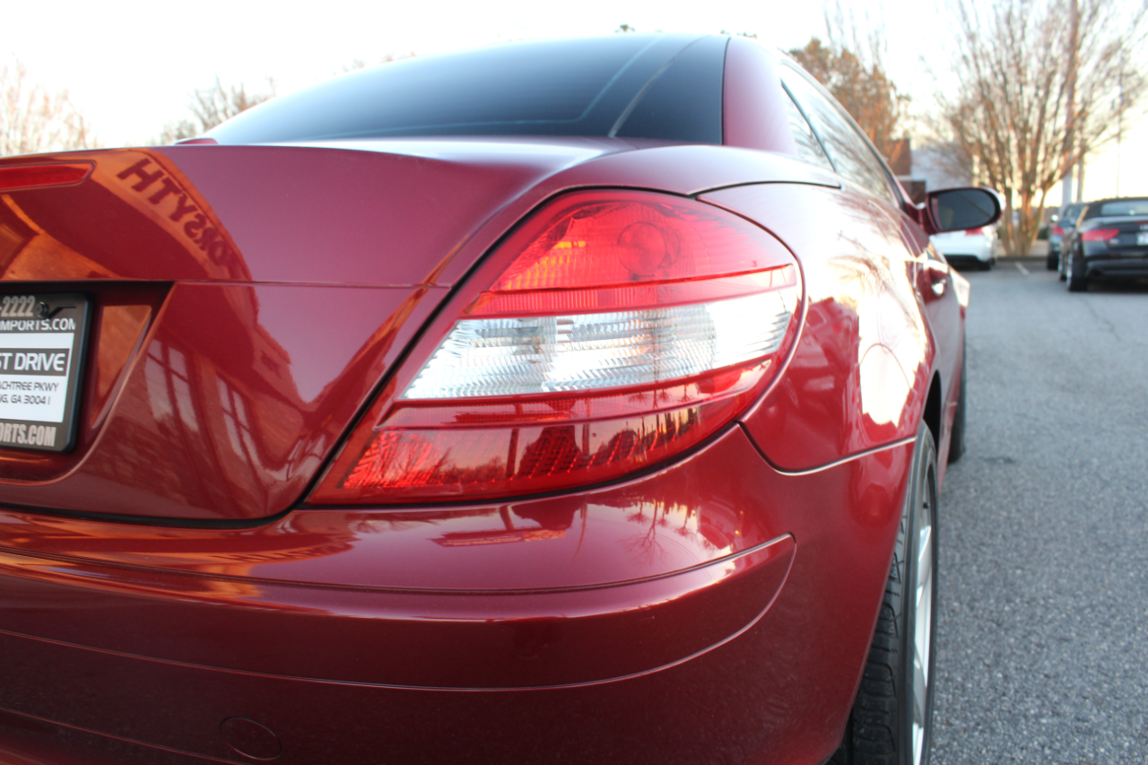 Mercedes-Benz SLK-Class Roadster 3.0L 2006