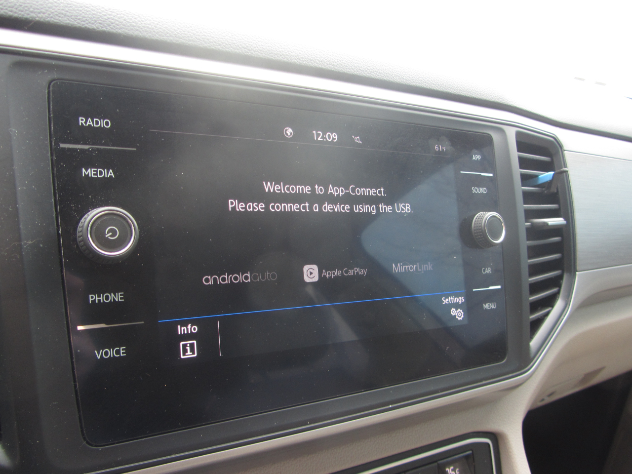 Volkswagen Atlas 2.0T SE FWD 2020