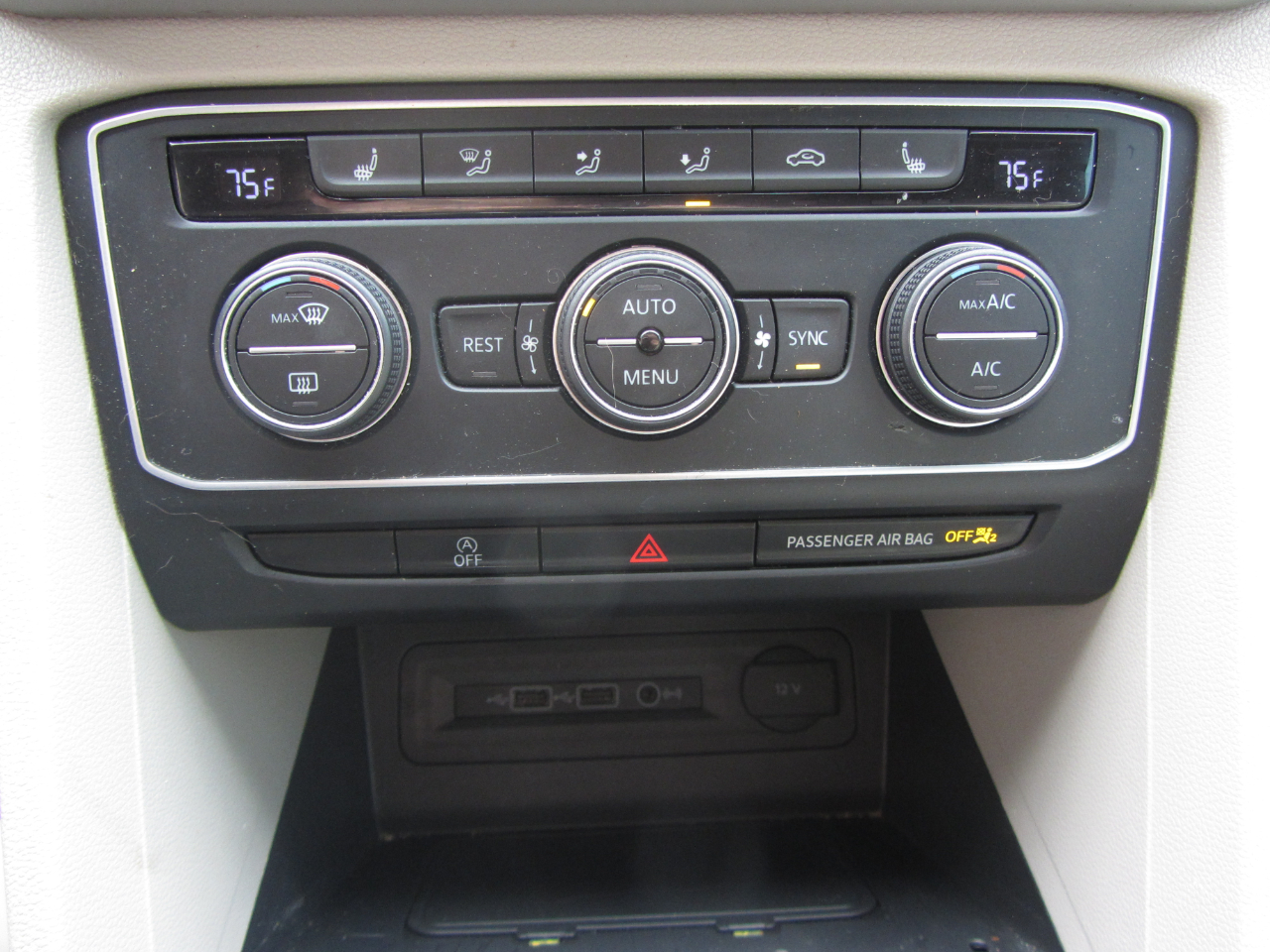 Volkswagen Atlas 2.0T SE FWD 2020