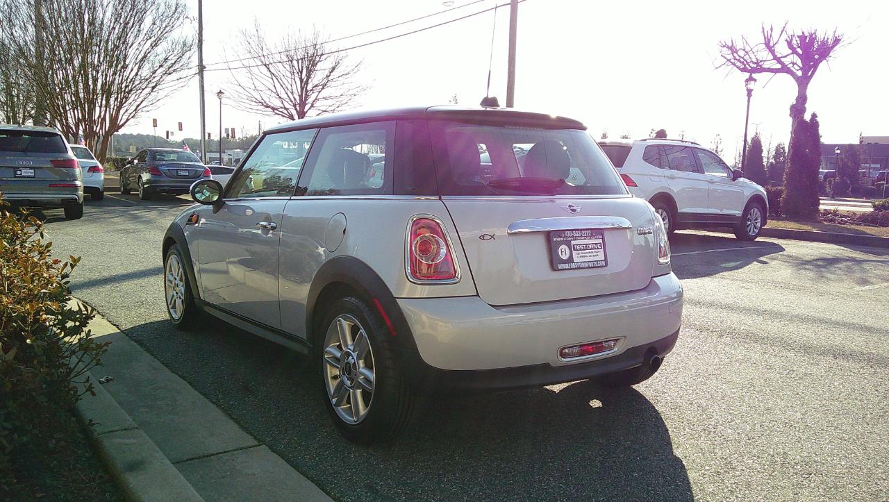 MINI Cooper Hardtop 2dr Cpe 2013