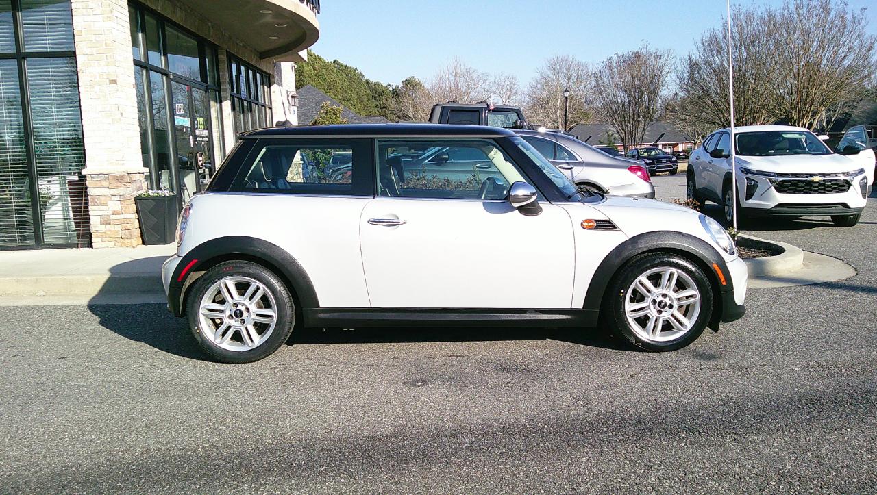 MINI Cooper Hardtop 2dr Cpe 2013