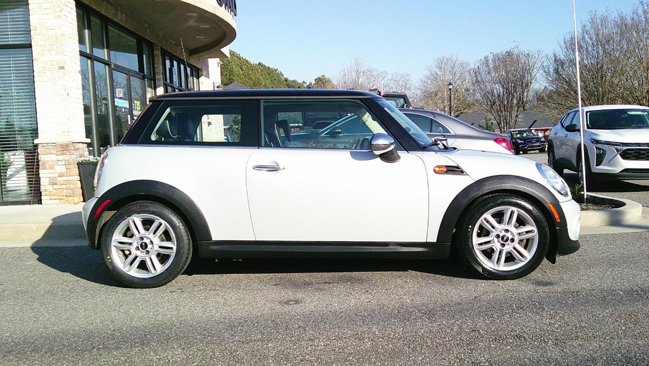 MINI Cooper Hardtop 2dr Cpe 2013