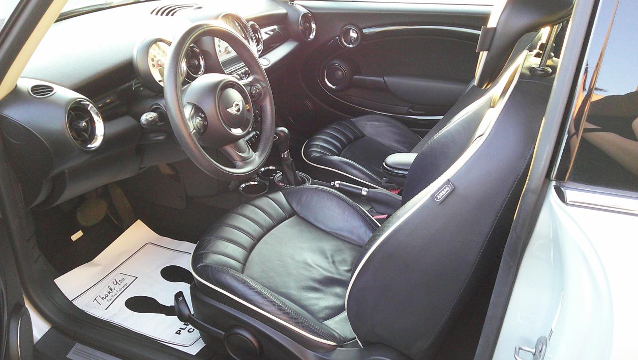 MINI Cooper Hardtop 2dr Cpe 2013