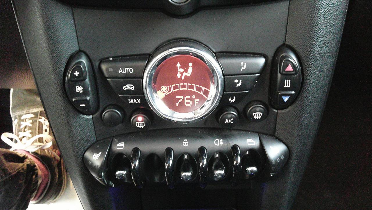 MINI Cooper Hardtop 2dr Cpe 2013