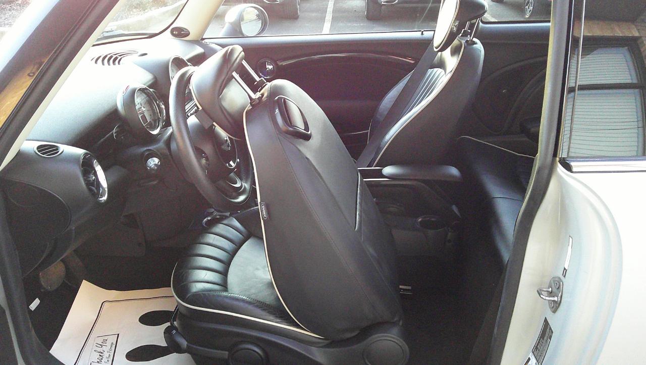 MINI Cooper Hardtop 2dr Cpe 2013