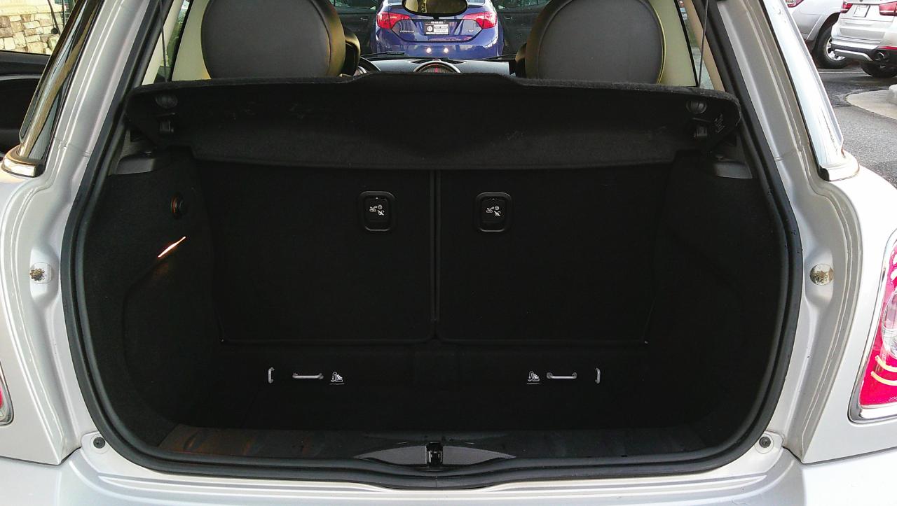 MINI Cooper Hardtop 2dr Cpe 2013