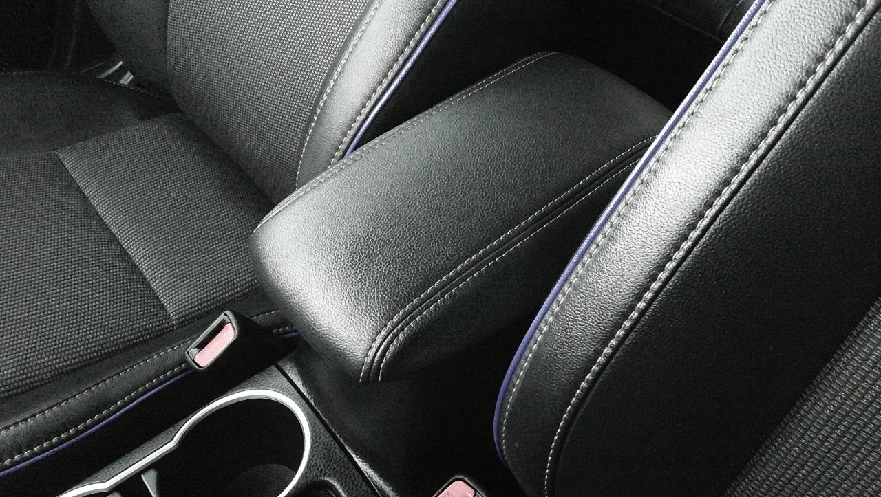 Toyota Corolla 50th Anniversary Special Edition CVT (Natl) 2017