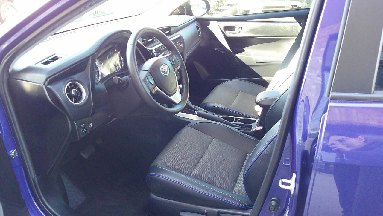 Toyota Corolla 50th Anniversary Special Edition CVT (Natl) 2017