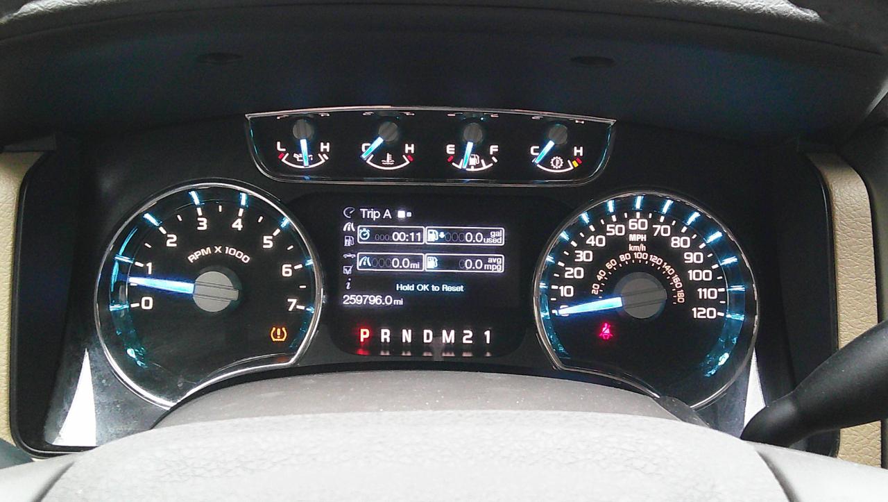 Ford F-150 4WD SuperCrew 145" King Ranch 2014