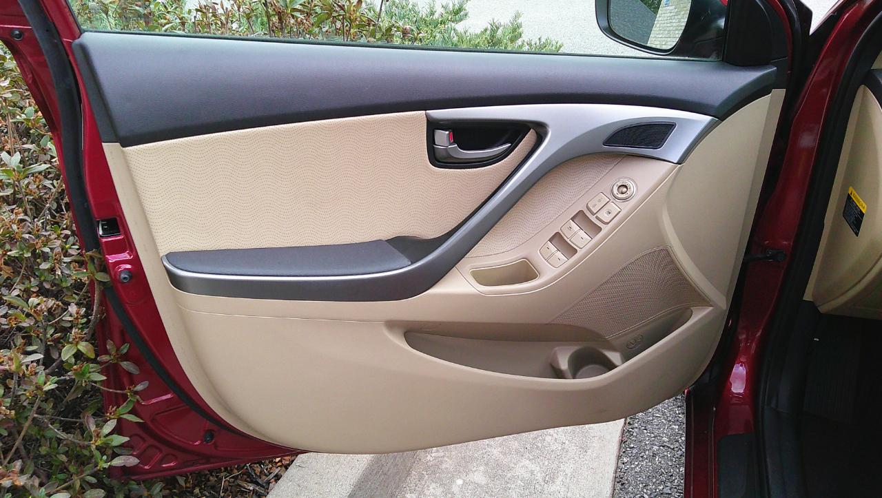 Hyundai Elantra 4dr Sdn Auto Limited PZEV (Alabama Plant) 2013