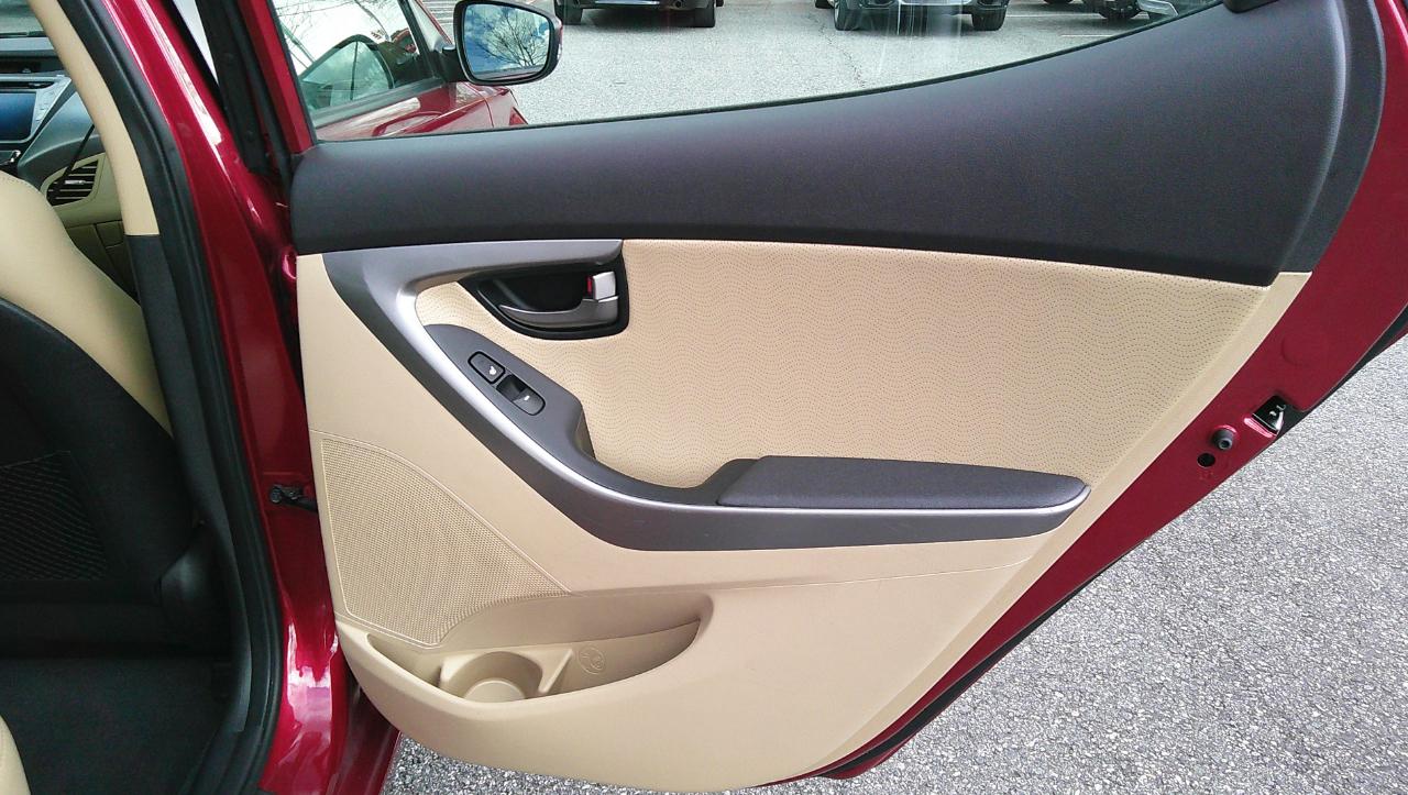 Hyundai Elantra 4dr Sdn Auto Limited PZEV (Alabama Plant) 2013