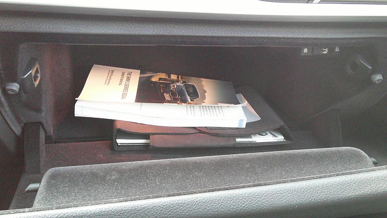 BMW 3 Series 4dr Sdn 328i RWD South Africa SULEV 2016