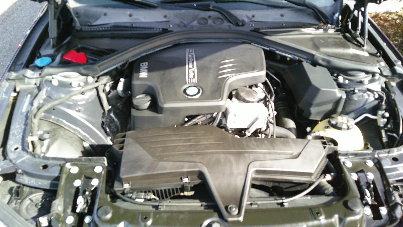 BMW 3 Series 4dr Sdn 328i RWD South Africa SULEV 2016