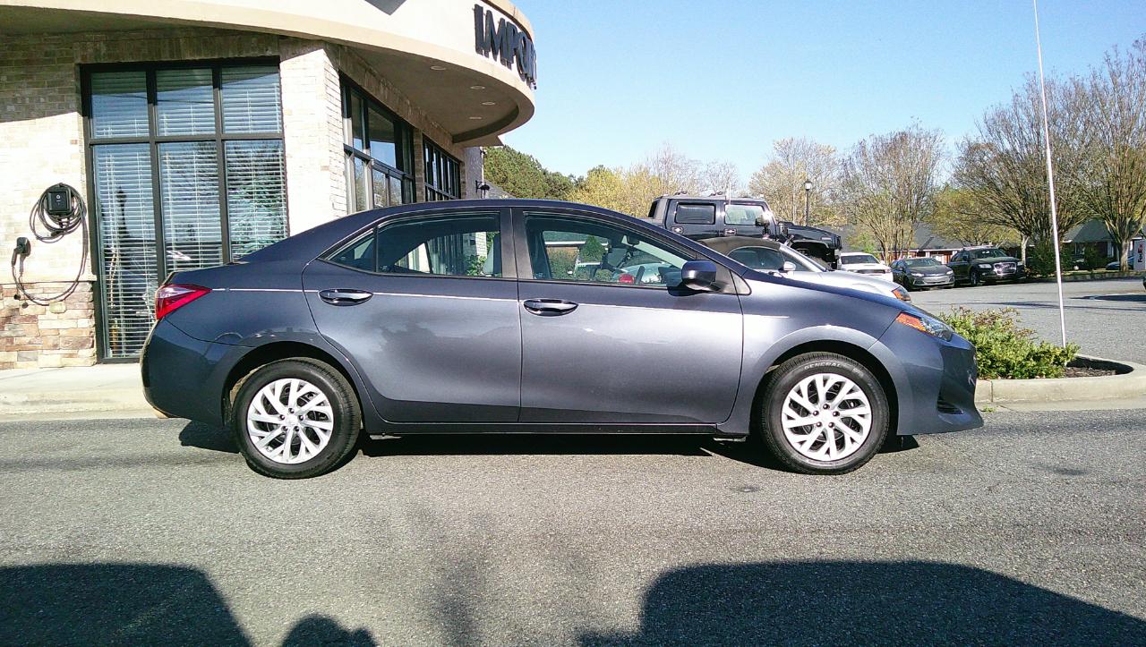 Toyota Corolla XLE CVT (Natl) 2019