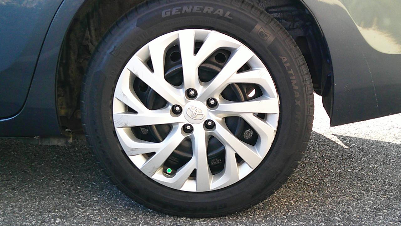 Toyota Corolla XLE CVT (Natl) 2019