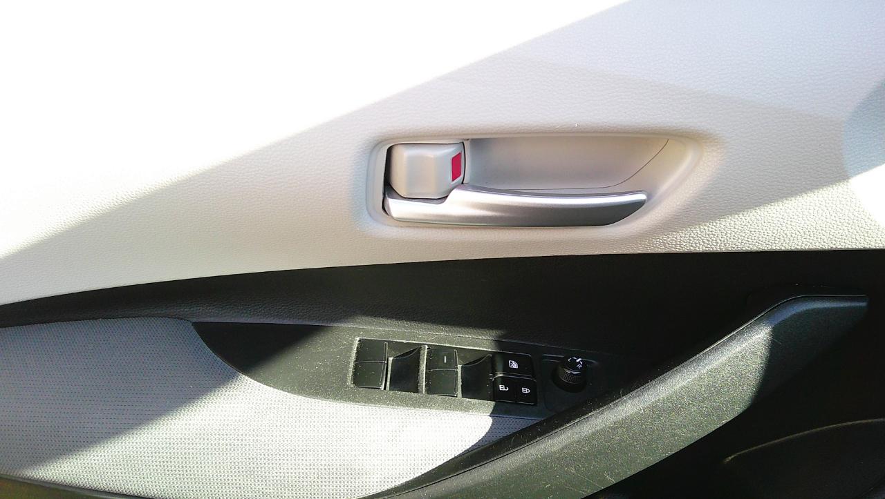 Toyota Corolla LE CVT (Natl) 2021