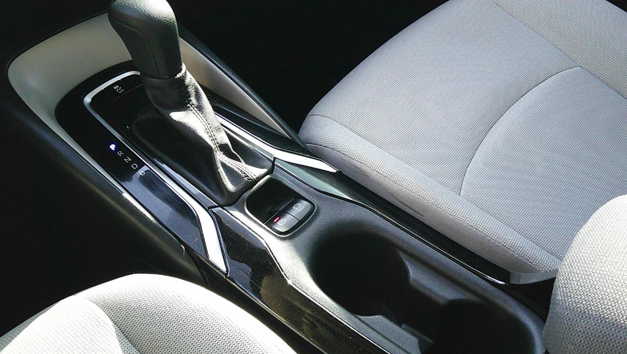 Toyota Corolla LE CVT (Natl) 2021