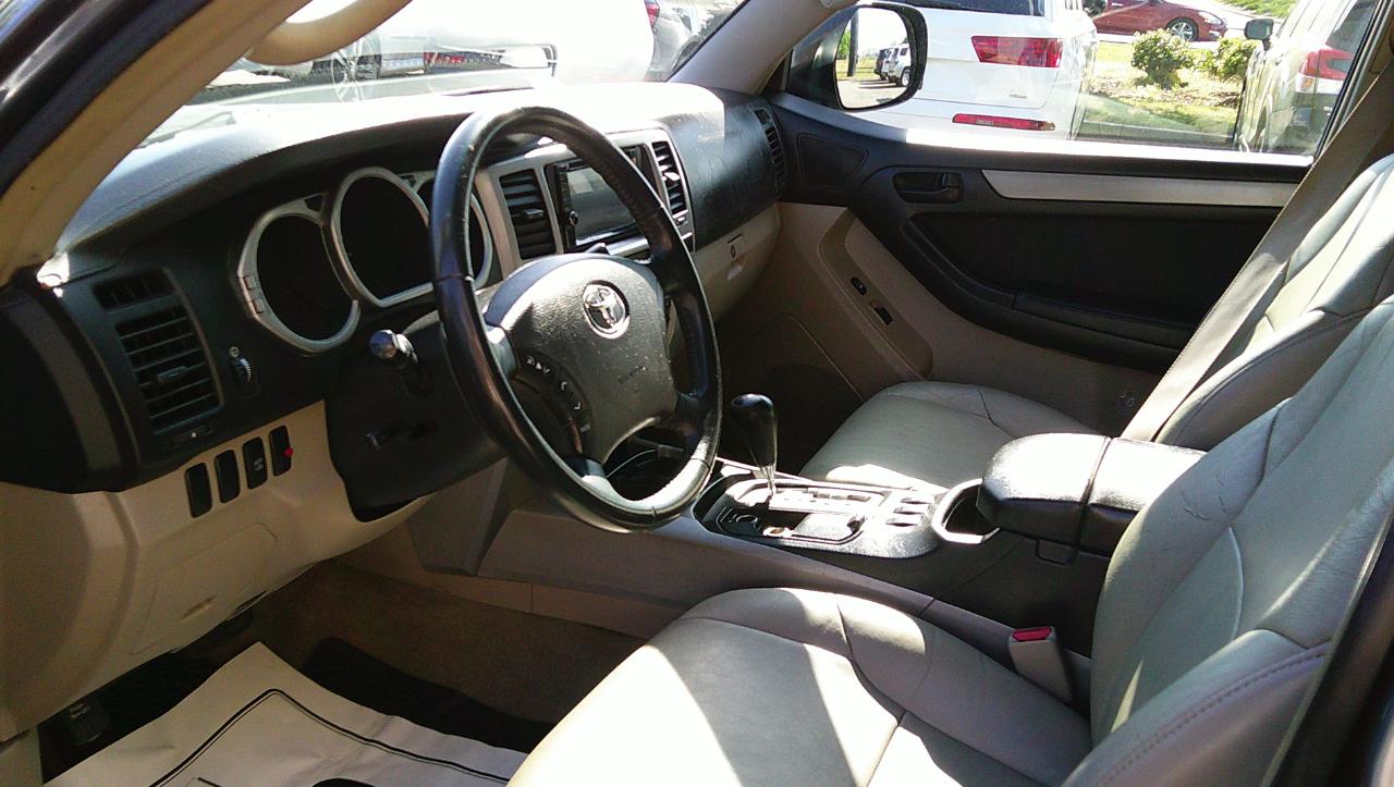 Toyota 4Runner 4dr SR5 V6 Auto (Natl) 2005