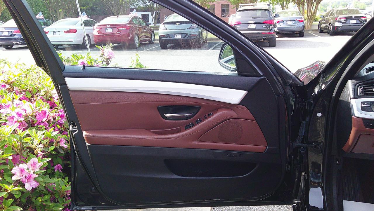 BMW 5 Series 4dr Sdn 535i RWD 2013