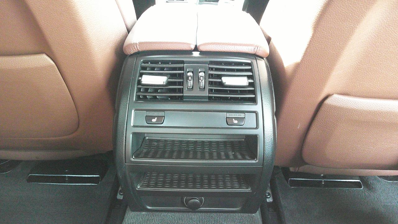 BMW 5 Series 4dr Sdn 535i RWD 2013