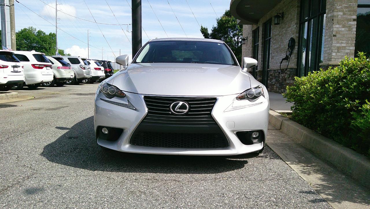 Lexus IS 250 4dr Sport Sdn RWD 2015