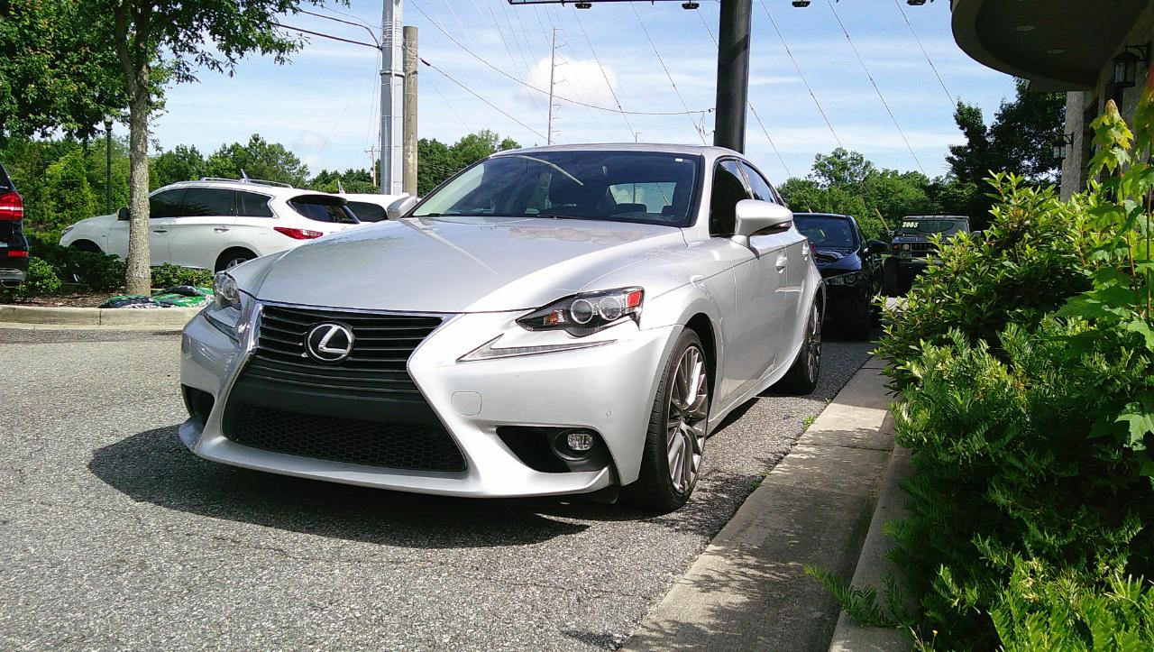 Lexus IS 250 4dr Sport Sdn RWD 2015