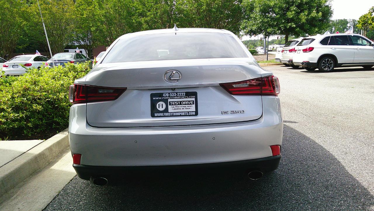 Lexus IS 250 4dr Sport Sdn RWD 2015