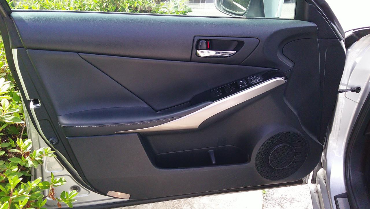 Lexus IS 250 4dr Sport Sdn RWD 2015