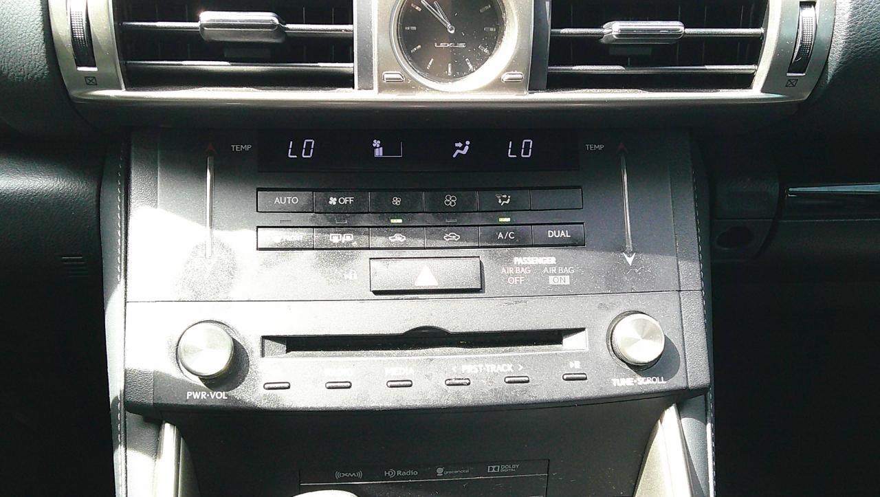 Lexus IS 250 4dr Sport Sdn RWD 2015