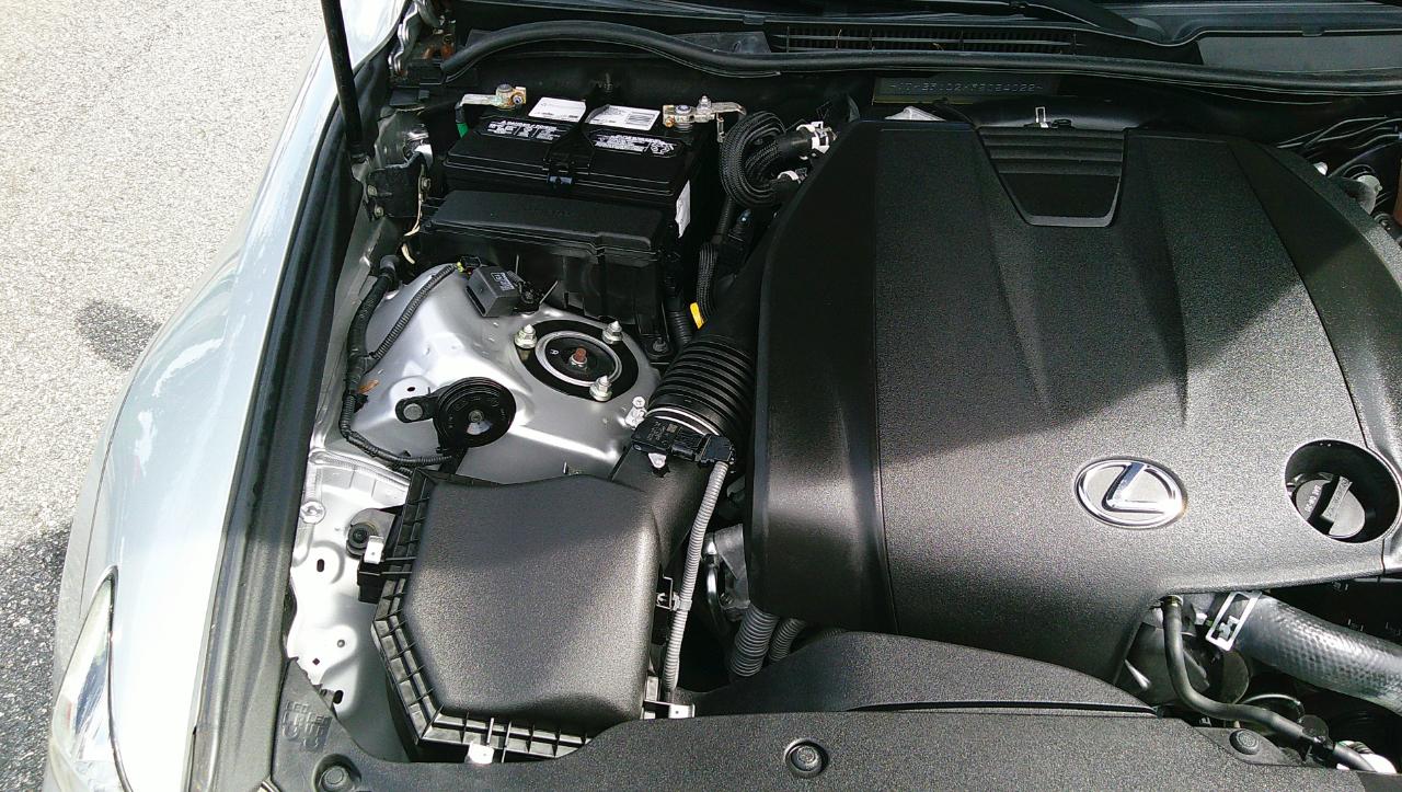 Lexus IS 250 4dr Sport Sdn RWD 2015