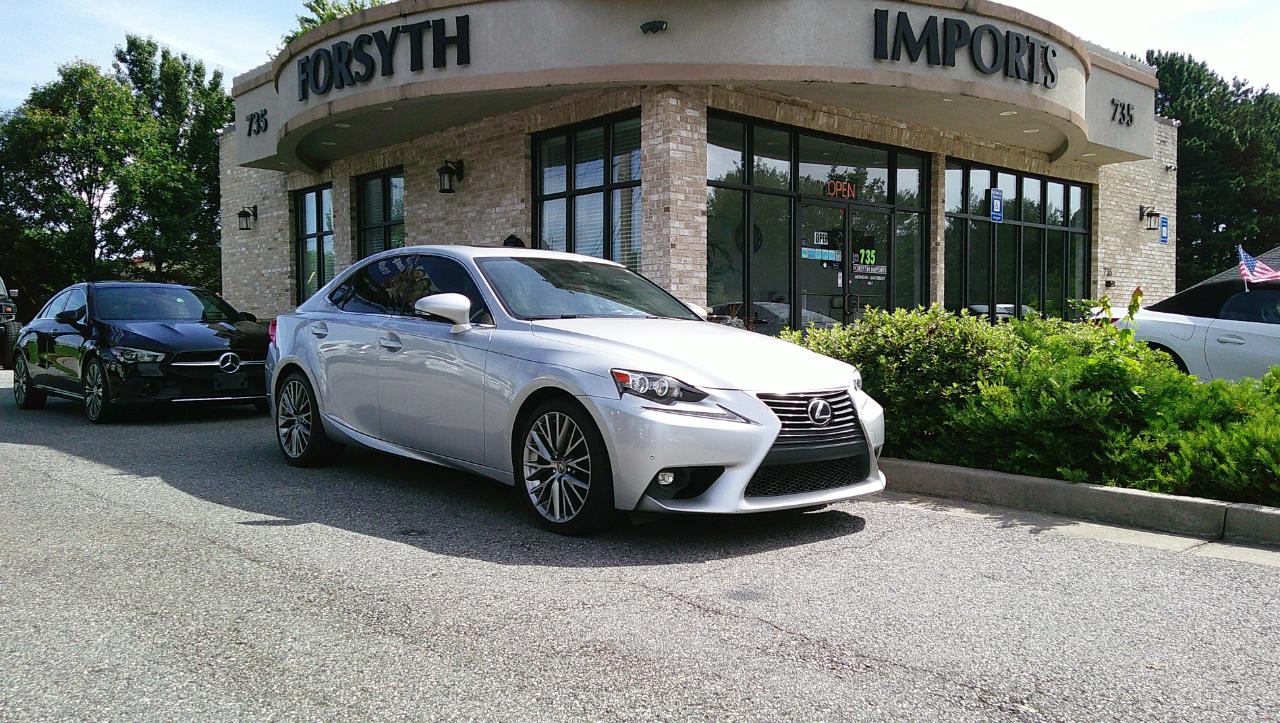 2015 Lexus IS 250 4dr Sport Sdn RWD