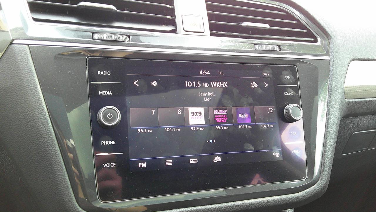 Volkswagen Tiguan 2.0T SEL FWD 2018