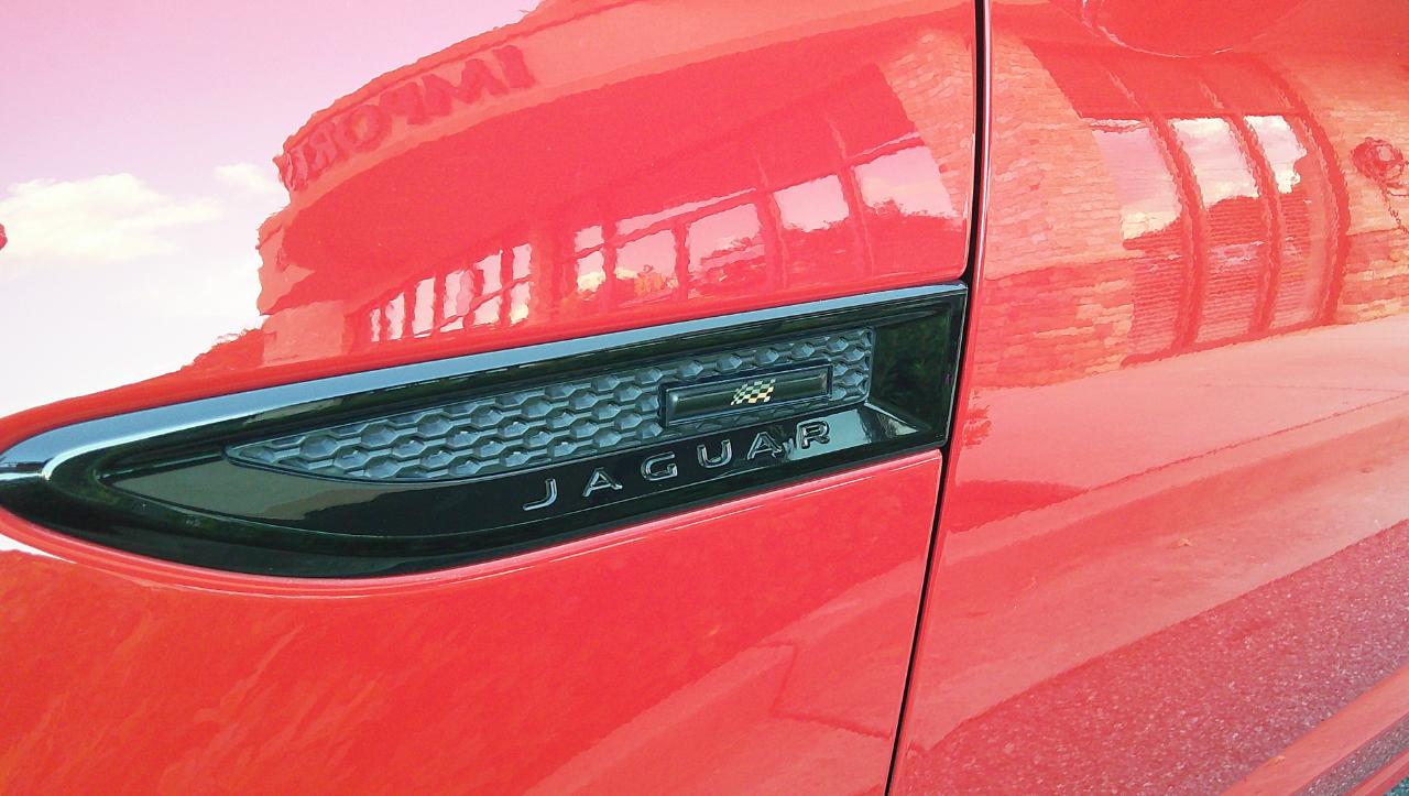 Jaguar E-Pace P250 AWD Checkered Flag Edition 2020